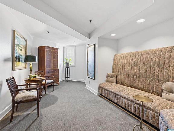 4th image of 1100 27th St S Unit 805-A