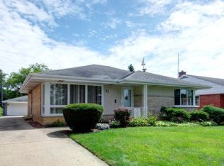 11 N Ridge Ave, Mount Prospect, IL 60056