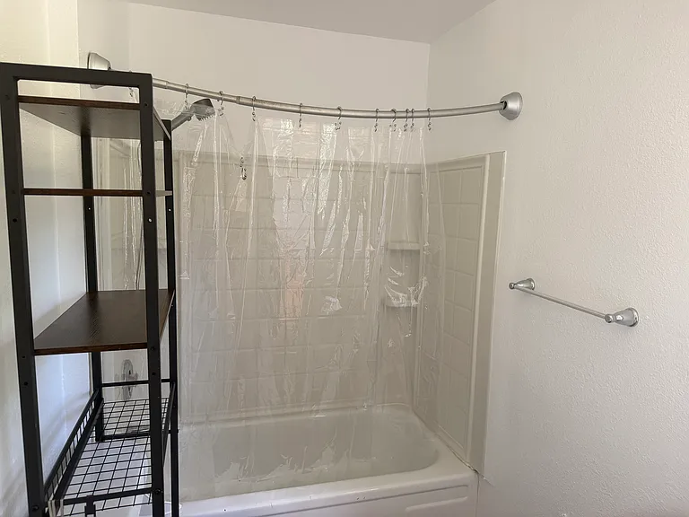 1217 S Durango St — Photo 24