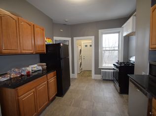 85 Surrey St #2, Brighton, MA 02135