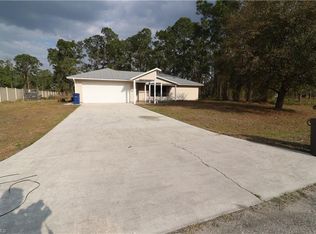 310 Columbus Ave, Lehigh Acres, FL 33936