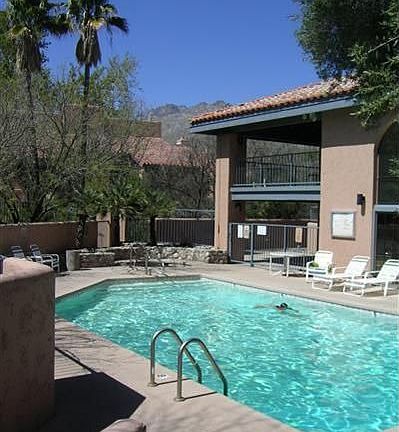 2nd image of 5432 N Paseo De La Terraza