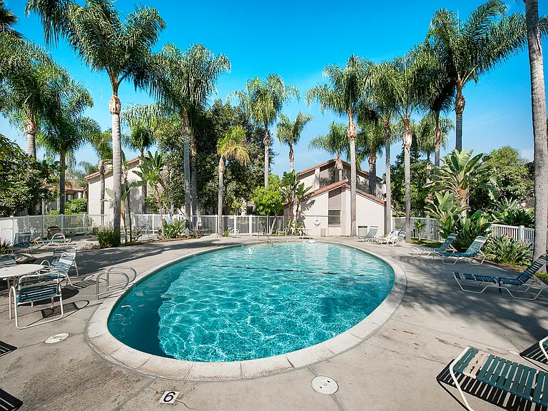 319 Molokai Dr — Photo 45