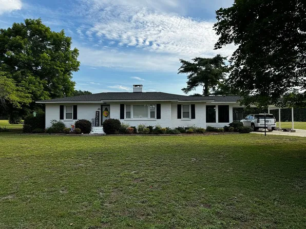 4863 Clinton Rd, Fayetteville, NC 28312