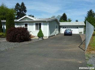 2760 Juniper St, Sweet Home, OR 97386