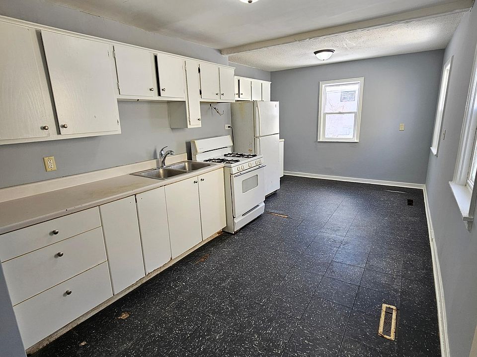 1st image of 2331 Upton Ave N