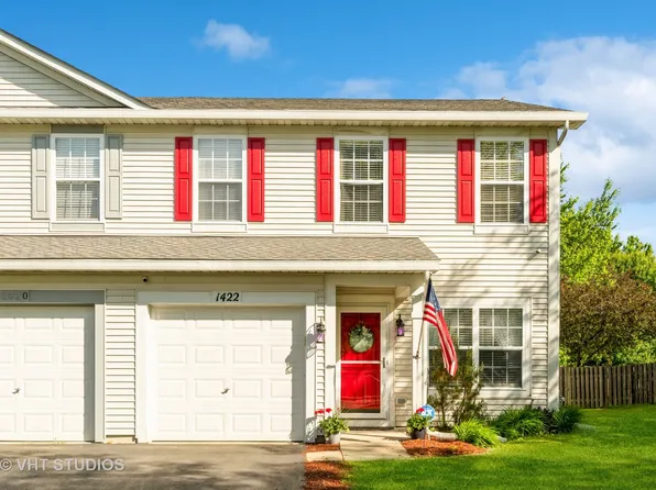 1422 Red Top Ln, Minooka, IL 60447