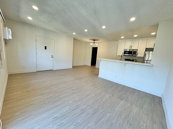 5th image of 3359 Mentone Ave APT 7