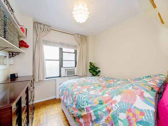 3rd image of 180 W Houston St APT 3C