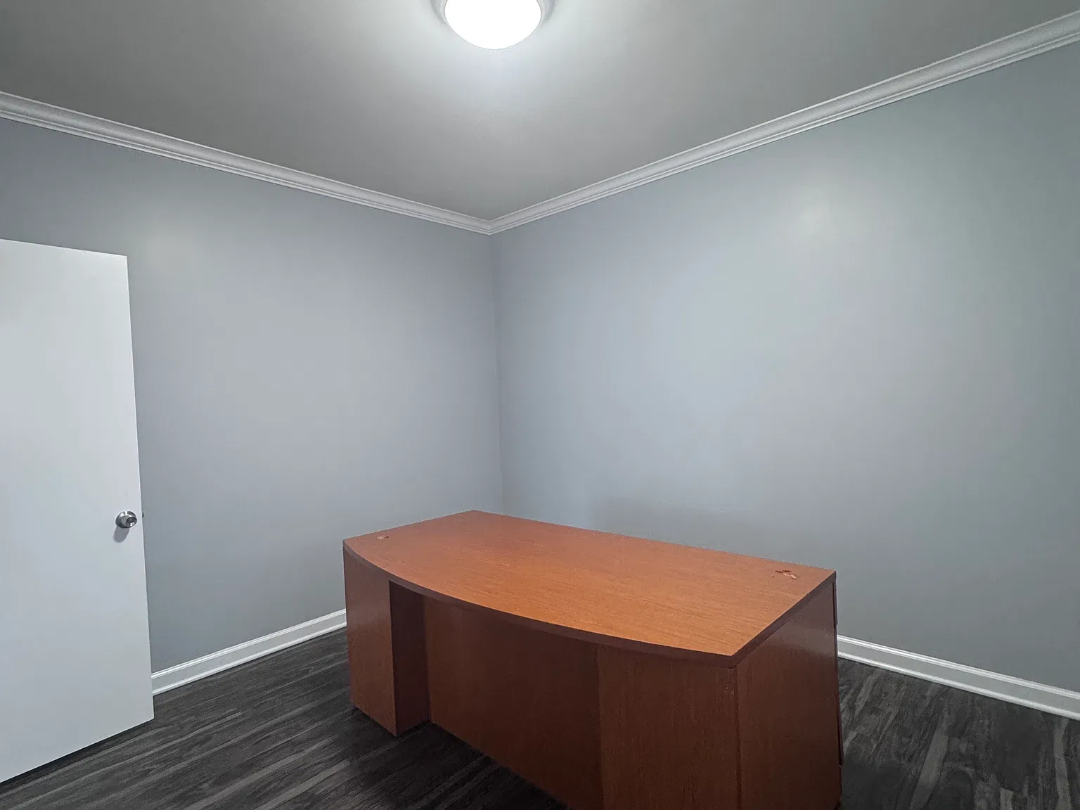 5 bed, $3,850 — Photo 2