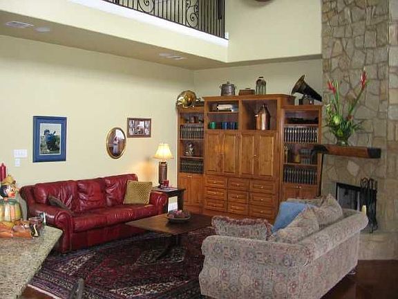 Famliy Room