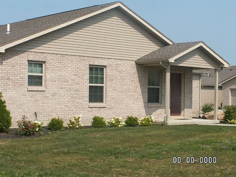 2240 Morning Glory Cir — Photo 31