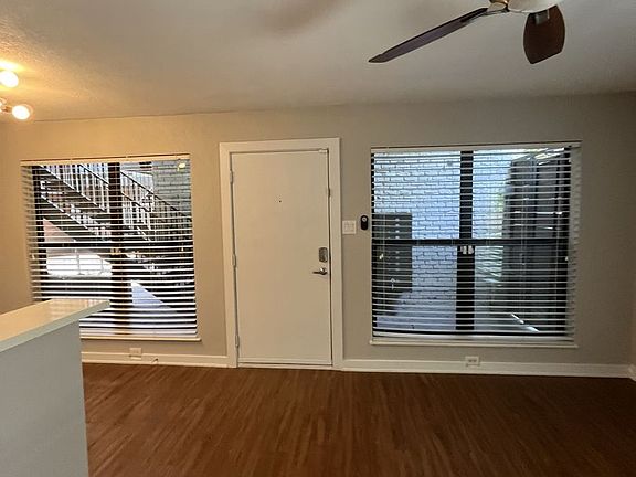 5th image of 400 Westmoreland St #1