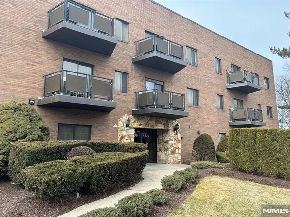 279 Clark St APT B1, Hackensack, NJ 07601