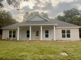 5541 Park St, Satsuma, AL 36572