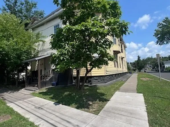 1300 Lodi St APT 4, Syracuse, NY 13203
