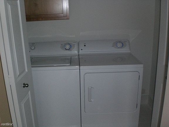 22075Parkviewlaundry
