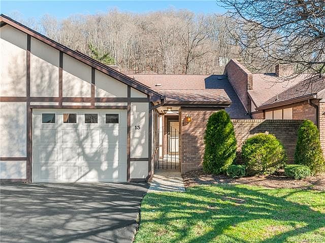 1st image of 13 Bradford Cir