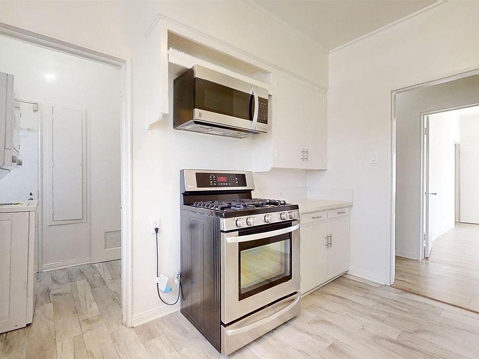 1st image of 700 S Catalina Ave APT C