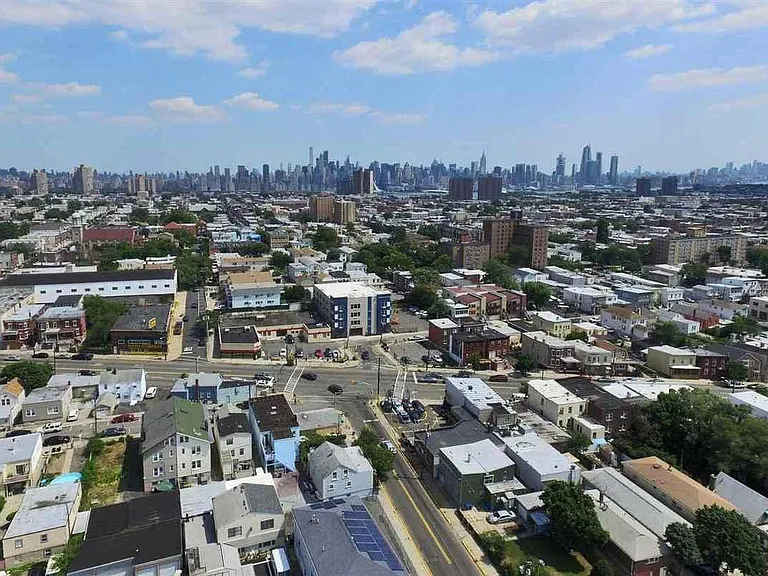 6400 Jefferson St #401 — Photo 5