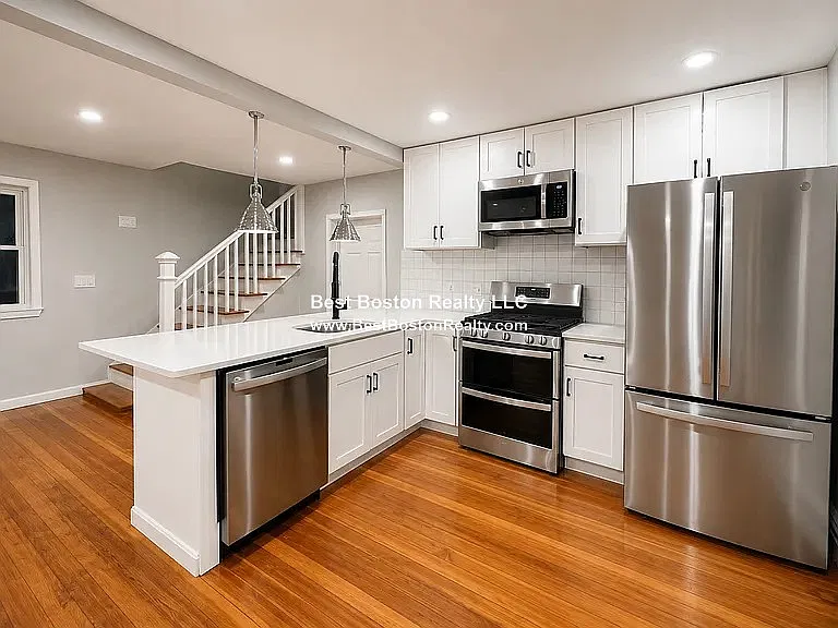 25 Alice St #1F