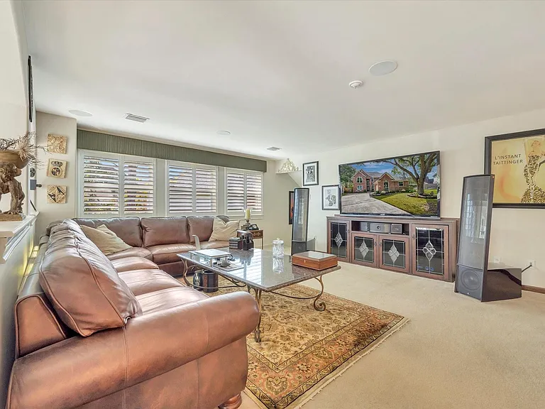 1639 Lakeside Enclave Dr — Photo 34
