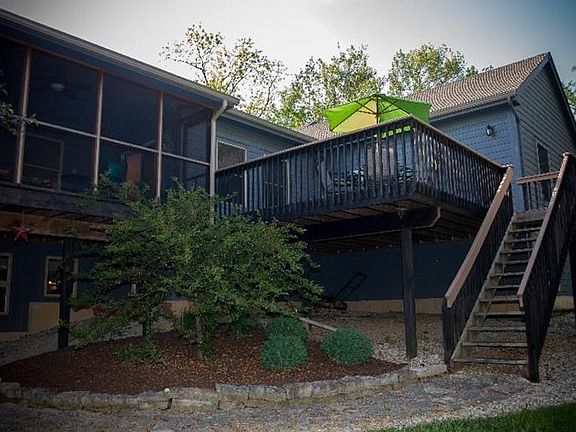 2nd image of 7090 Quarterhorse Dr
