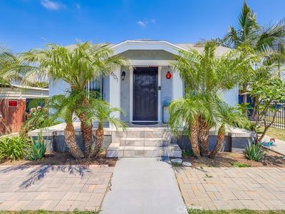 1601 W 67th St, Los Angeles, CA, 90047