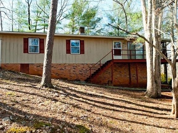 2nd image of 38 Shenandoah Ln