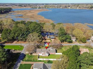 307 Ridgeland Dr, Smithfield, VA 23430