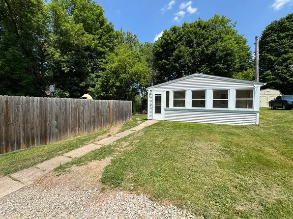 21 1/2 S Skaneateles St, Jordan, NY 13080
