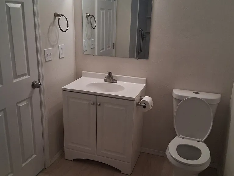 4929 S Cherry Ave — Photo 9