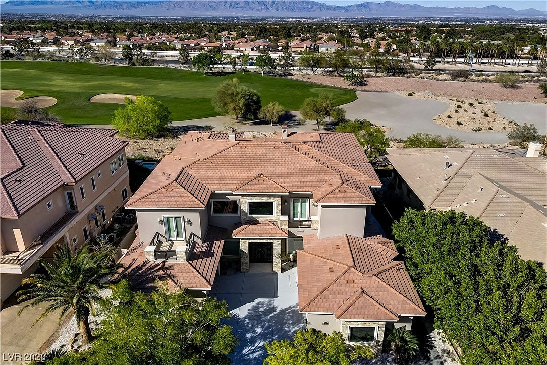 9328 Tournament Canyon Dr