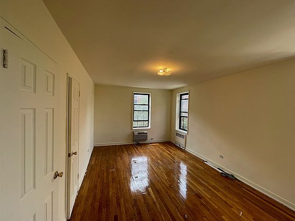 2nd image of 3515 Leverich St APT 411