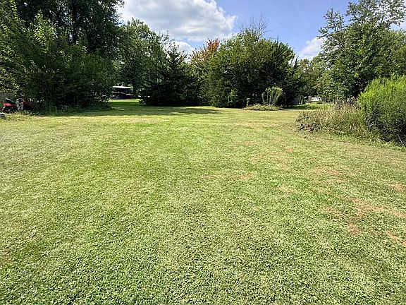 5th image of 1038 Bert Ct