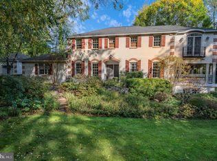 318 Chamounix Rd, Wayne, PA 19087