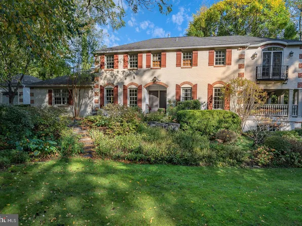 318 Chamounix Rd, Wayne, PA 19087