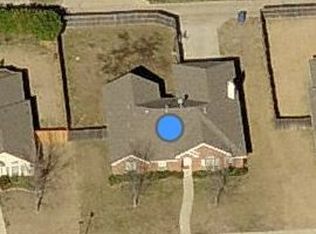 2703 Summerview Ln, Lancaster, TX 75146