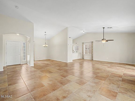5th image of 2646 W Cholla Ridge Pl