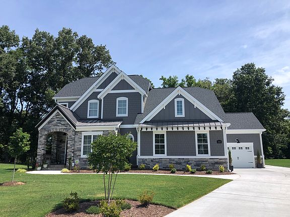 7th image of this home