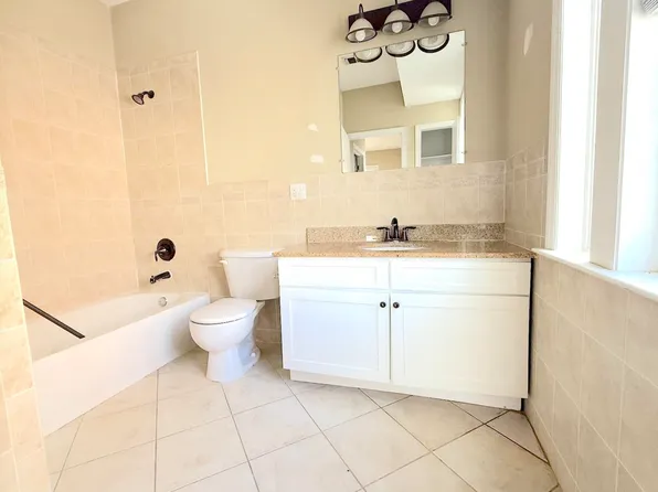 620 38th Street image 1 of 14