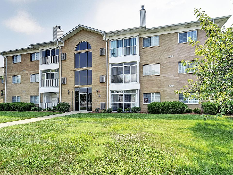 1st image of 8504 Atrium Dr APT 904