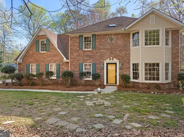110 Windsor Hts, Fayetteville, GA 30215