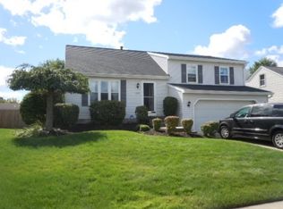 2235 Gatesmill Dr, Erie, PA