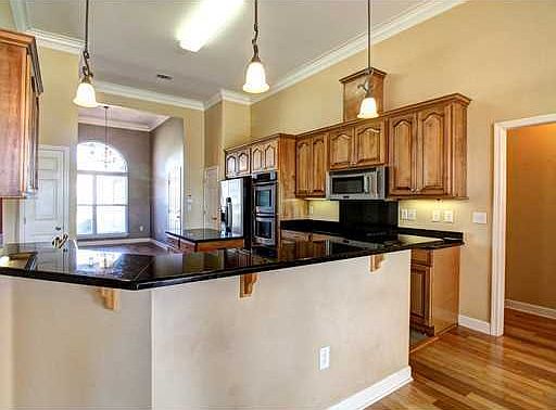 4th image of 6200 Mossy Oak Dr E