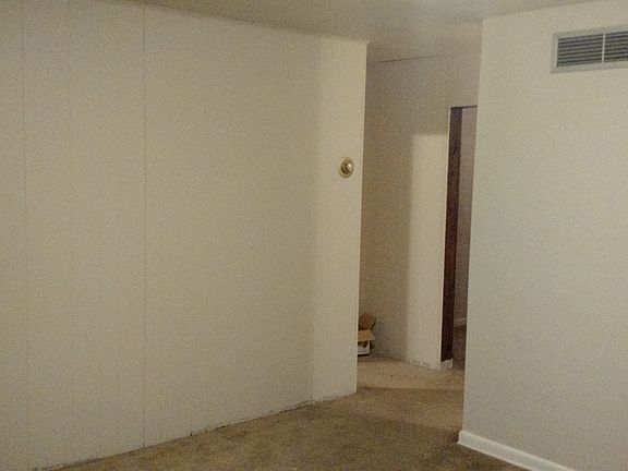 4th image of 6465 Taft St APT 1