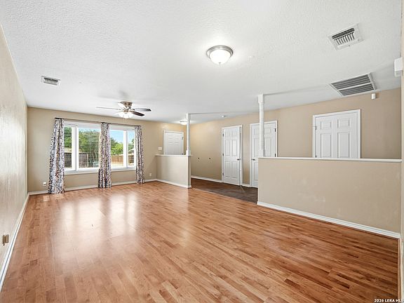 5th image of 659 MEADOW ARBOR LN