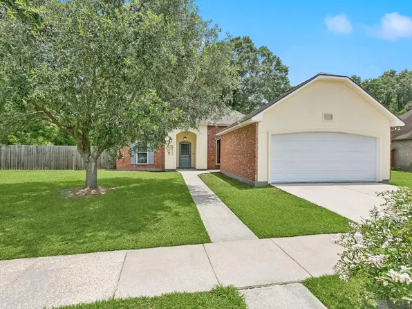 6216 Woodbend Dr, Zachary, LA 70791