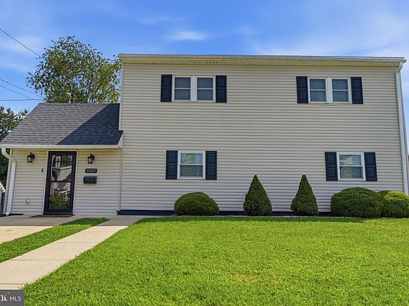 3rd image of 9337 Andover Rd