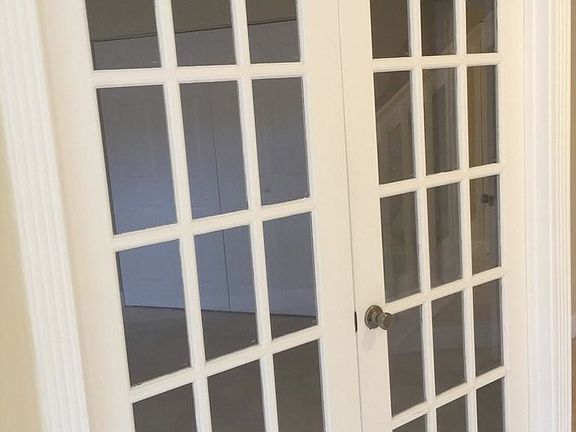 5th image of 4941 Leeward Ln #3205